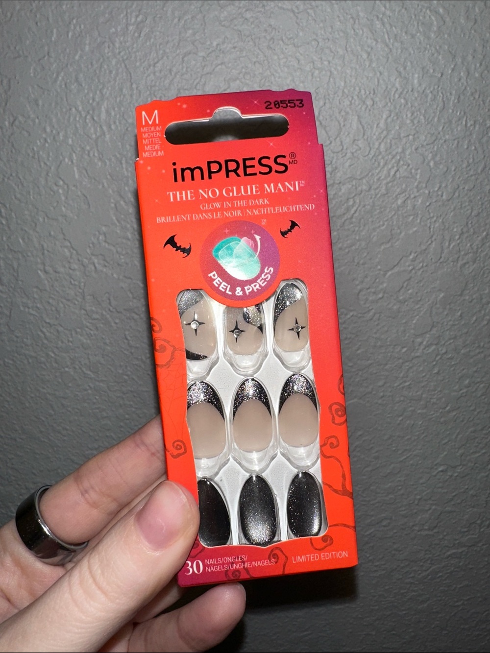 New Kiss ImPRESS “Haunt Mess” Medium Almond Press-On Nails - Picture 3 of 4
